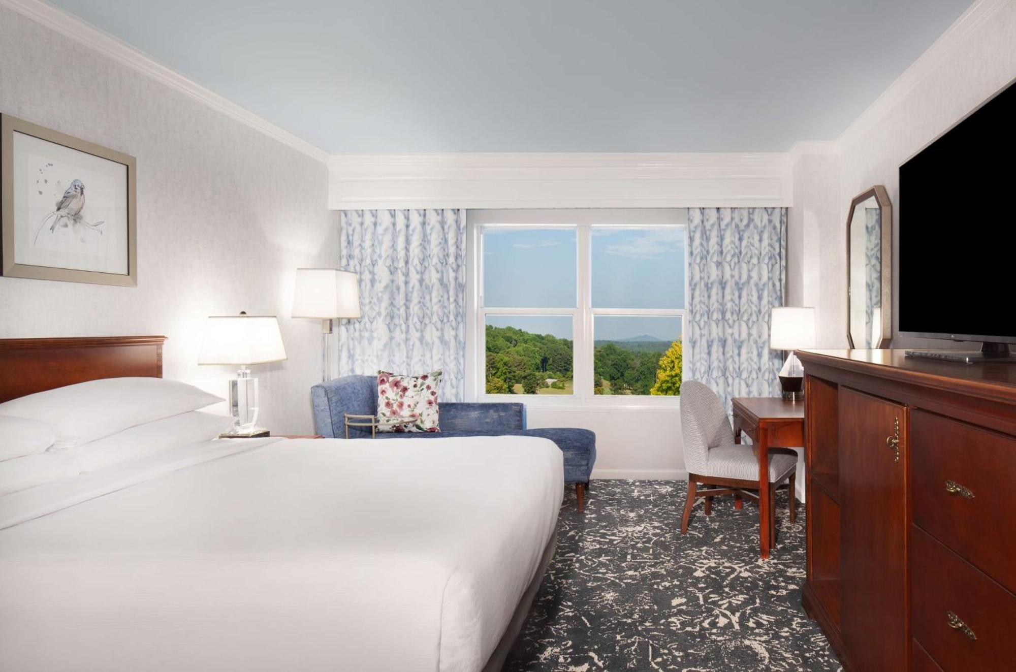Hilton Atlanta/Marietta Hotel & Conference Center Exterior photo