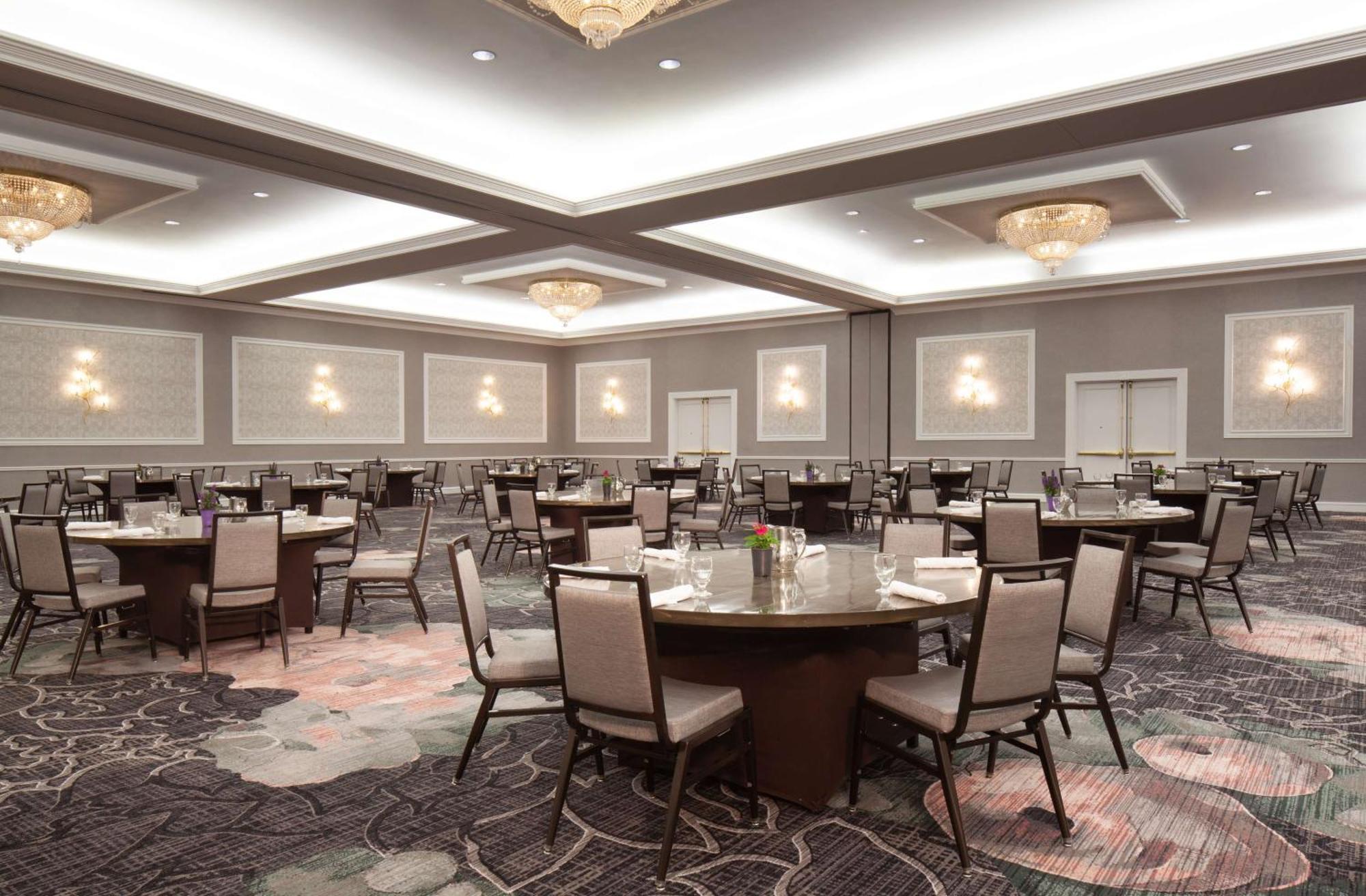 Hilton Atlanta/Marietta Hotel & Conference Center Exterior photo