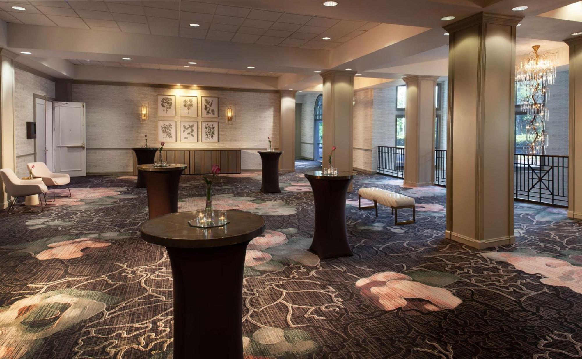 Hilton Atlanta/Marietta Hotel & Conference Center Exterior photo