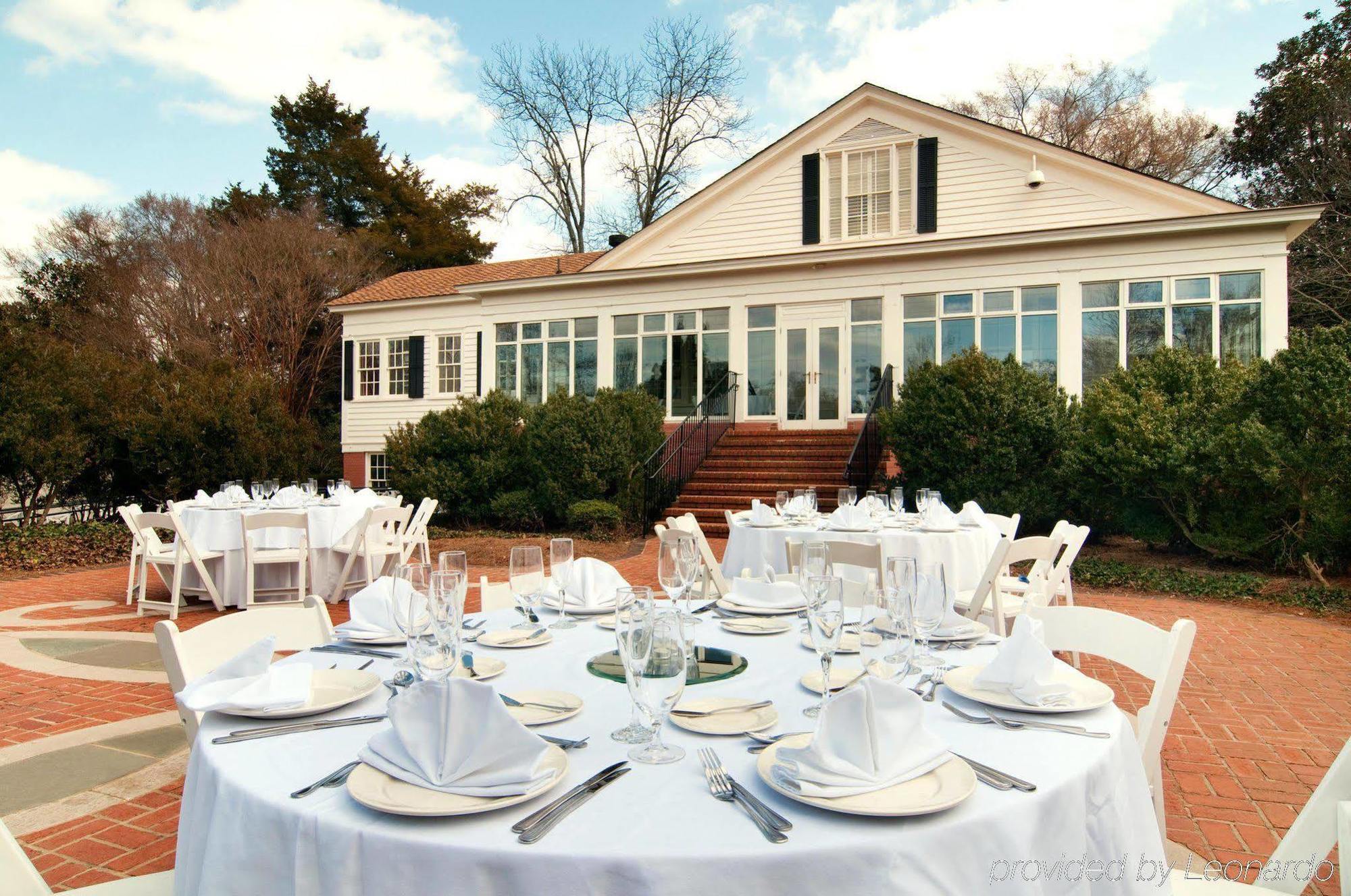 Hilton Atlanta/Marietta Hotel & Conference Center Restaurant photo